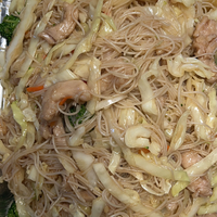 Chicken Pancit (Party Tray)